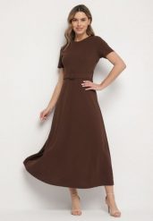 Brązowa Rozkloszowana Sukienka Ozdobiona Paskiem Desianna. Brązowe sukienki Born2be, na co dzień, m, bez wzorów, eleganckie, bez kołnierzyka, bez ramiączek, maxi, rozkloszowane. Za 89.99 zł.