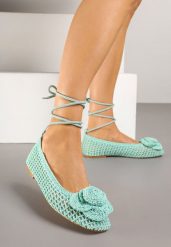 Zielone Ażurowe Balerinki z Kwiatami 3D Clevielle. Zielone baleriny Born2be, z aplikacjami, z jeansu, bez obcasa. Za 79.99 zł.