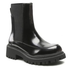 Sztyblety DeeZee. Czarne botki DeeZee, bez wzorów, bez obcasa, na płaskiej podeszwie, bez zapięcia. Za 179.99 zł.