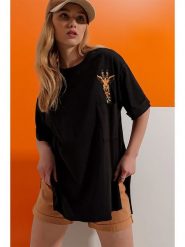 Trend Alacati Koszulka w kolorze czarnym rozmiar: L/XL. Czarne bluzki Trend Alacati, l, bez wzorów, z bawełny, bez kołnierzyka, bez ramiączek. Za 52.67 zł.