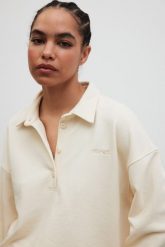Bluza damska z kołnierzem w kolorze BUTTER YELLOW - EXPLORE-M/L. Żółte bluzy Marsala, l, bez wzorów, z bawełny, bez kaptura. Za 339.90 zł.