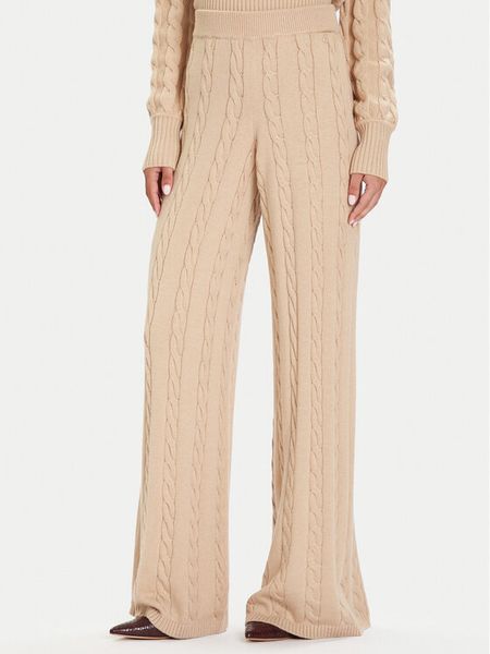 Guess Spodnie dzianinowe W5BB52 Z1192 Beżowy Regular Fit. Brązowe spodnie materiałowe Guess, xl, z aplikacjami, z dzianiny. Za 529.99 zł.