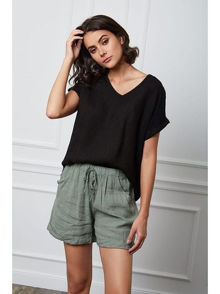 Fleur de Lin Lniana koszulka "Fabius" w kolorze czarnym rozmiar: M. Czarne bluzki Fleur de Lin, m, bez wzorów, ze lnu, bez kołnierzyka, bez ramiączek. Za 104.89 zł.