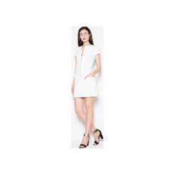 Sukienka VT063 Ecru. Brązowe sukienki Venaton, na co dzień, xl, bez wzorów, bez kołnierzyka, bez ramiączek, mini, proste. Za 129.00 zł.