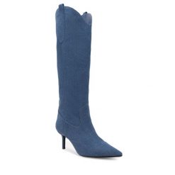 Kowbojki Nine West. Niebieskie kozaki Nine West, bez obcasa, na szpilce, bez zapięcia. Za 329.99 zł.