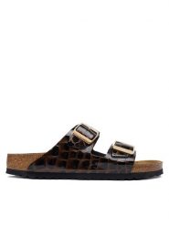 Birkenstock Klapki Arizona 1032864 Czarny. Czarne klapki Birkenstock, bez wzorów, z lakierowanej skóry, bez obcasa. Za 674.99 zł.
