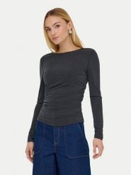 ONLY Bluzka Free Life 15365605 Czarny Regular Fit. Czarne bluzki Only, xs, bez wzorów, bez kołnierzyka, bez ramiączek. Za 119.99 zł.