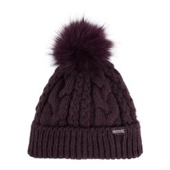 Czapka damska Lovella VI. Fioletowe czapki Regatta, bez wzorów, z dzianiny. Za 39.99 zł.