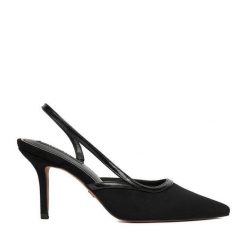 Szpilki Nine West. Czarne szpilki Nine West, bez wzorów, bez obcasa, na szpilce, bez zapięcia. Za 249.99 zł.