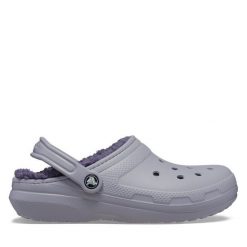 Klapki Crocs. Fioletowe klapki Crocs, bez wzorów, bez obcasa. Za 229.99 zł.