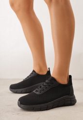 Czarne Minimalistyczne Buty Sportowe z Siateczki na Tłoczonej Podeszwie Zanera. Czarne obuwie sportowe Born2be, z jeansu, bez zapięcia, na fitness i siłownię. Za 79.99 zł.
