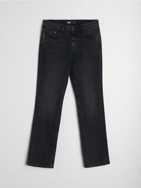 Jeansy comfort straight z efektem sprania - czarny. Czarne jeansy Sinsay, bez wzorów. Za 59.99 zł.