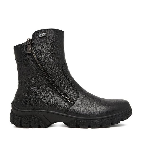 Botki Rieker. Czarne botki Rieker, bez wzorów, bez obcasa, na płaskiej podeszwie, bez zapięcia. Za 449.99 zł.
