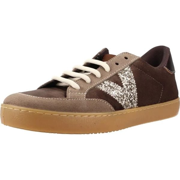 Buty VICTORIA 1126250V Brązowy. Brązowe trekkingi VICTORIA, z syntetyku, trekkingowe. Za 319.99 zł.