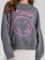 Bluza z nadrukiem Nirvana - szary. Szare bluzy Sinsay, l, bez wzorów, bez kaptura. Za 69.99 zł.