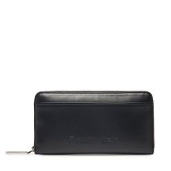 Duży Portfel Damski Calvin Klein. Czarne portfele Calvin Klein, bez wzorów. Za 179.99 zł.