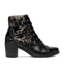 Botki Rieker. Czarne botki Rieker, bez wzorów, bez obcasa, na słupku, bez zapięcia. Za 439.99 zł.