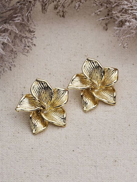 Lucky Bees Kolczyki-wkrętki rozmiar: onesize. Kolczyki Lucky Bees, metalowe. Za 57.87 zł.