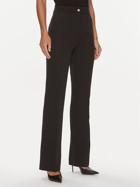 Guess Spodnie materiałowe W4RB30 WFWX2 Czarny Slim Fit. Czarne spodnie materiałowe Guess, m, z aplikacjami, z materiału. Za 279.99 zł.