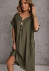 Zielona Sukienka o Pudełkowym Kroju z Lnem i Wiskozą Zdobiona Guzikiem Mezynore. Zielone sukienki Renee, na imprezę, plus size, z aplikacjami, z bawełny, wakacyjne, bez kołnierzyka, plus size, bez ramiączek, midi. Za 89.99 zł.