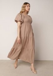 Beżowa Wiskozowa Sukienka z Bufiastymi Rękawami i Marszczoną Górą Liones. Brązowe sukienki Born2be, na co dzień, na lato, uniwersalny, bez wzorów, z jeansu, wakacyjne, bez kołnierzyka, bez ramiączek, maxi, proste. Za 89.99 zł.