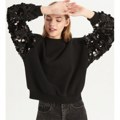 Bluza z błyszczącymi cekinami - Czarny. Bluzy sportowe marki Sinsay. Za 79.99 zł.