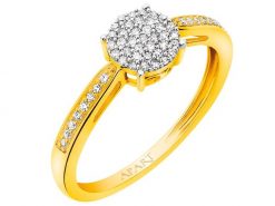 Pierścionek z żółtego złota z diamentami - 0,15 ct - próba 585. Żółte pierścionki Apart, z diamentem, złote. Za 2,759.00 zł.