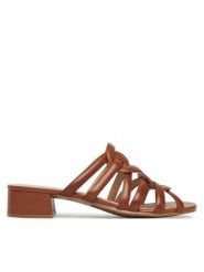 Caprice Klapki 9-27205-46 Brązowy. Brązowe klapki Caprice, bez wzorów, ze skóry, bez obcasa. Za 206.99 zł.