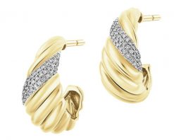 Kolczyki z żółtego złota z brylantami - 0,14 ct - próba 585. Żółte kolczyki Apart, z brylantem, złote. Za 5,790.00 zł.