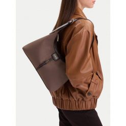 Torebka MEXX. Brązowe torebki klasyczne Mexx, bez wzorów, bez dodatków. Za 199.99 zł.