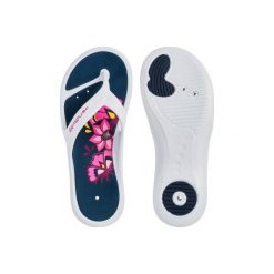 Japonki basenowe TONGA SFP 500 damskie. Niebieskie klapki NABAIJI, bez wzorów, z kauczuku, bez obcasa. W wyprzedaży za 39.99 zł.