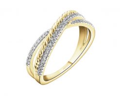 Pierścionek z żółtego złota z diamentami - 0,15 ct - próba 585. Żółte pierścionki Apart, z diamentem, złote. Za 3,790.00 zł.