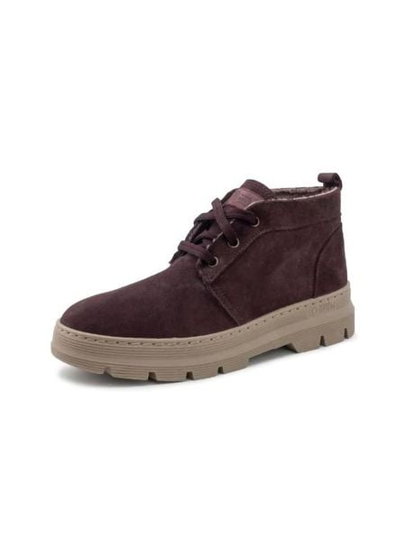 Natural world Skórzane botki w kolorze czerwonym rozmiar: 40. Czerwone botki Natural World, bez wzorów, z wełny, bez obcasa, bez zapięcia. Za 130.50 zł.