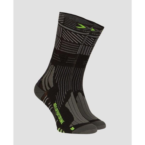 Skarpety X-SOCKS EFFEKTOR BIKE 4.0. Czarne skarpety X Socks, bez wzorów. W wyprzedaży za 96.00 zł.