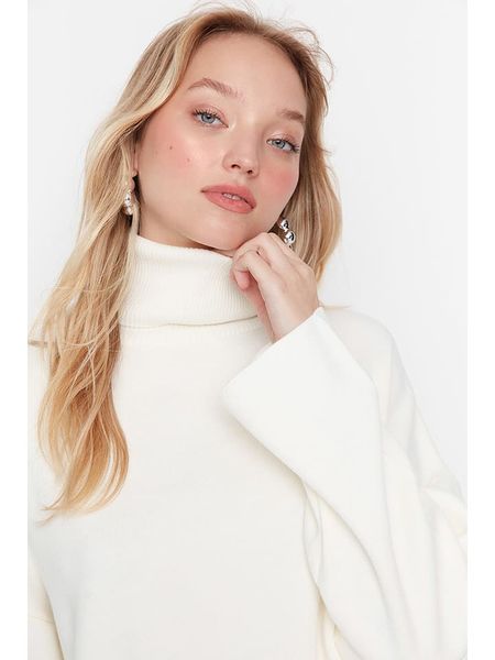 Trendyol Golf w kolorze kremowym rozmiar: S. Brązowe golfy Trendyol, s, bez wzorów, bez ramiączek. Za 65.69 zł.