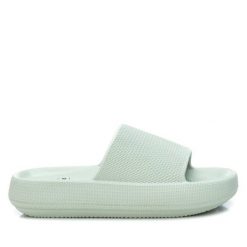 Sandały Xti 44489-AQUA dla kobiet. Białe sandały Xti, bez wzorów, z materiału, bez obcasa, bez zapięcia. Za 128.30 zł.