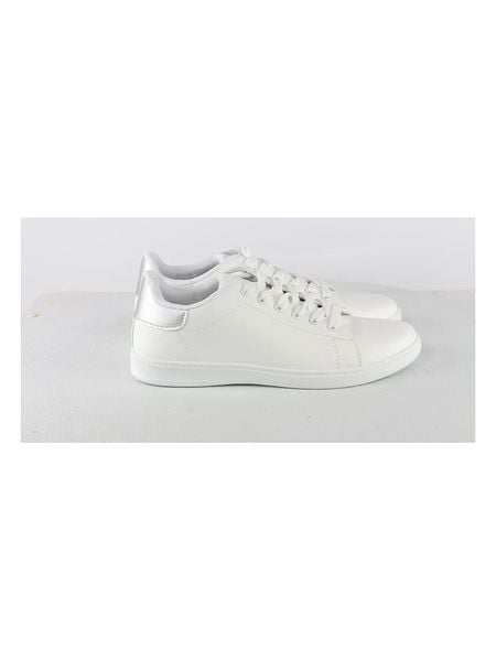 C'M Sneakersy w kolorze srebrno-białym rozmiar: 37. Białe trampki C'M, bez wzorów, z materiału, bez zapięcia. Za 90.95 zł.