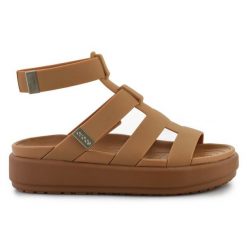Sandały Crocs Brooklyn luxe Gladiator 209557-2U3 brązowe. Brązowe sandały bez wzorów, z materiału, eleganckie, bez obcasa, bez zapięcia. Za 490.22 zł.