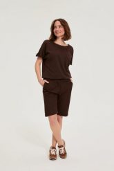 Bawełniane szorty brązowe. Brązowe szorty MOODO, bez wzorów, z bawełny. Za 109.99 zł.