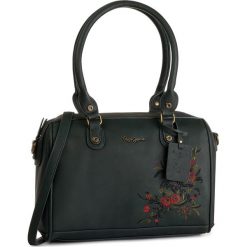 Torebka PEPE JEANS - Bowling 7327162 Green. Zielone torebki klasyczne Pepe Jeans, bez wzorów, z jeansu, bez dodatków. W wyprzedaży za 269.00 zł.