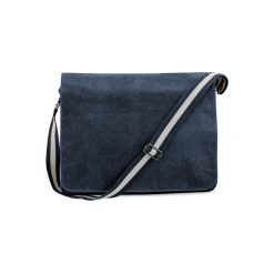 Płócienna torba na ramię Quadra Vintage. Niebieskie torby na ramię QUADRA, bez wzorów, klasyczne, na ramię, bez dodatków. Za 134.80 zł.