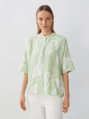 Someday. Bluzka w kolorze zielonym rozmiar: M. Zielone bluzki someday., m, bez wzorów, z wiskozy, bez kołnierzyka, bez ramiączek. Za 187.99 zł.