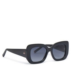 Okulary przeciwsłoneczne Tommy Hilfiger. Czarne okulary przeciwsłoneczne TOMMY HILFIGER, bez wzorów. Za 399.99 zł.