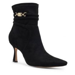 Botki Nine West. Czarne botki Nine West, bez wzorów, bez obcasa, na szpilce, bez zapięcia. Za 279.99 zł.