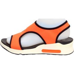 Pomarańczowe sportowe sandały damskie 55606. Obuwie sportowe marki Suzana. W wyprzedaży za 49.00 zł.