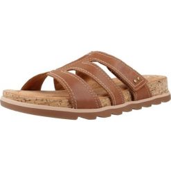 Sandały CLARKS YACHT CORAL Brązowy. Brązowe sandały Clarks, bez wzorów, ze skóry, bez obcasa, bez zapięcia. Za 216.99 zł.