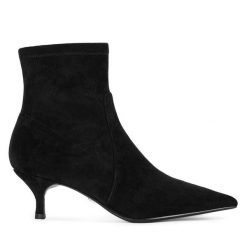 Botki Gino Rossi. Czarne botki Gino Rossi, bez wzorów, bez obcasa, na szpilce, bez zapięcia. Za 379.99 zł.