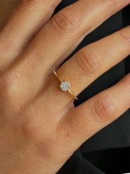 OR Carats Złoty pierścionek z diamentem rozmiar: 54. Żółte pierścionki OR Carats, z diamentem, złote. Za 1,043.99 zł.