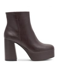 Jenny Fairy Botki MEG WFA120509-1 Brązowy. Brązowe botki Jenny Fairy, bez wzorów, z syntetyku, bez obcasa, na słupku, bez zapięcia. Za 199.99 zł.