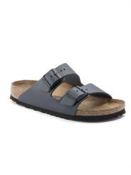 Birkenstock Skórzane klapki "Arizona" w kolorze granatowym rozmiar: 41. Niebieskie klapki Birkenstock, bez wzorów, bez obcasa. Za 461.21 zł.